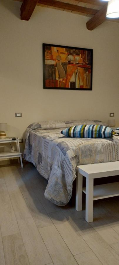몬다비오 Sotto L'Ulivo B&B 객실 사진
